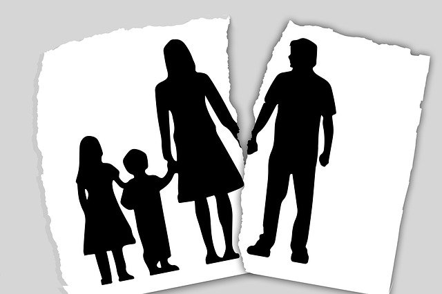 Развод по взаимно съгласие – какво се изисква от бракоразводния адвокат, за да се стартира процедурата