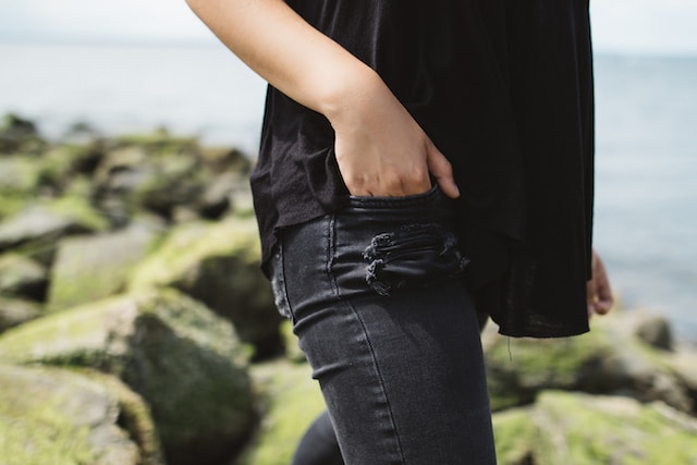 Дамски дънки от VS Fashion: Отново ли е на мода ниската талия?